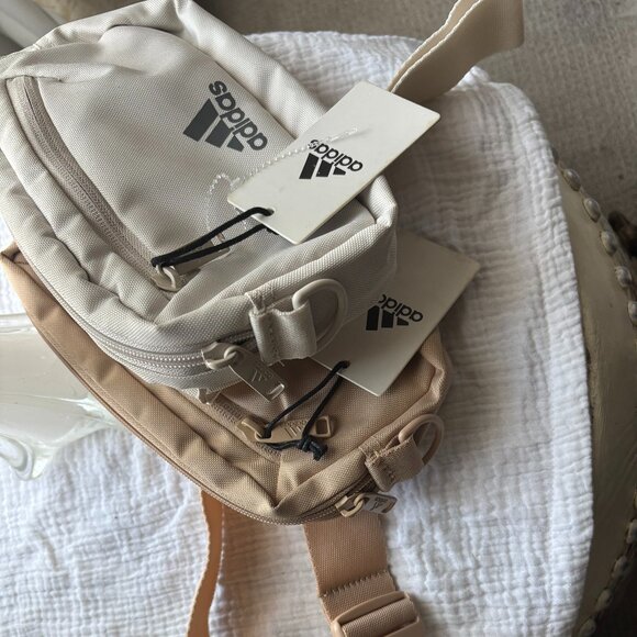 Iconic Adidas wasit pack - Picture 1 of 2